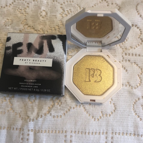 Fenty Beauty Other - Fenty Beauty by Rihanna Killawatt highlighter